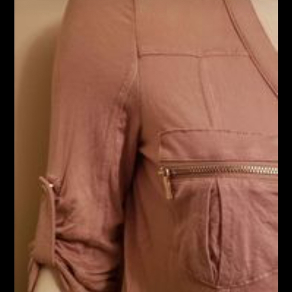 Beautiful beige with gold buttons BEBE top fits SMALL or MEDIUM - Picture 2 of 4